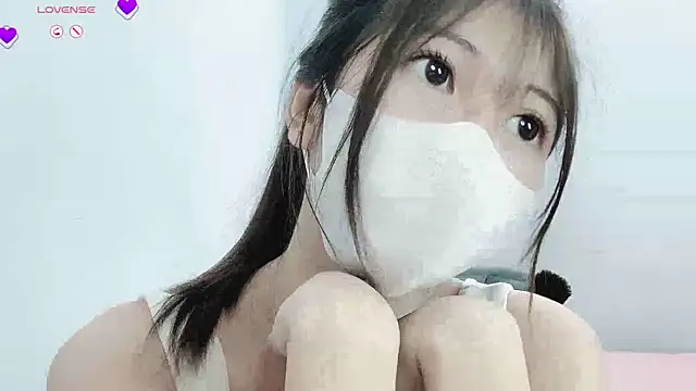 Snapshot of tanhxiu chatting on 01/02/25, 04:02 tanhxiu online show from 01/02/25, 04:02