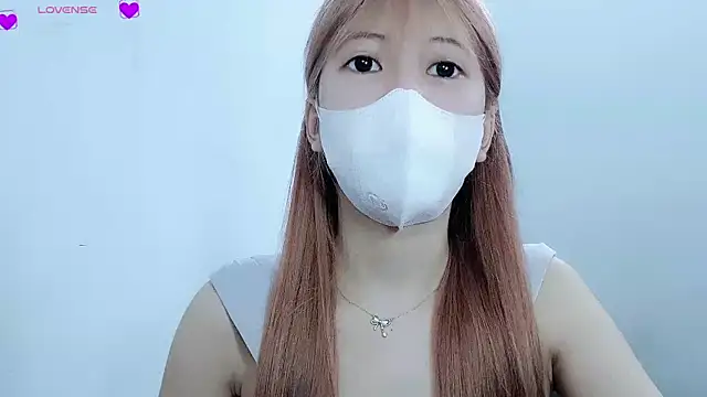 Snapshot of tanhxiu chatting on 02/16/25, 08:21 tanhxiu online show from 02/16/25, 08:21