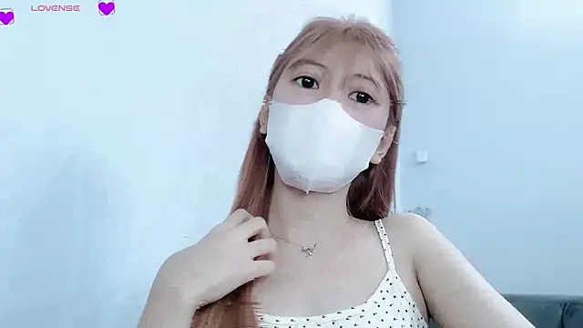 Snapshot of tanhxiu chatting on 02/16/25, 05:37 tanhxiu online show from 02/16/25, 05:37