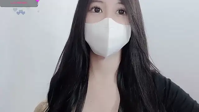 Snapshot of tanhxiu chatting on 09/27/25, 10:31 tanhxiu online show from 09/27/25, 10:31