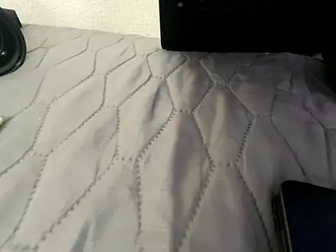 femboyxx69 online show from 04/15/26, 08:09