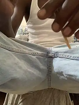 funpharoh1 online show from 09/17/25, 02:19