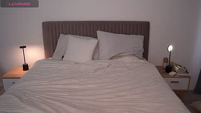 Snapshot of arielbell_ chatting on 01/29/25, 11:41 arielbell online show from 01/29/25, 11:41