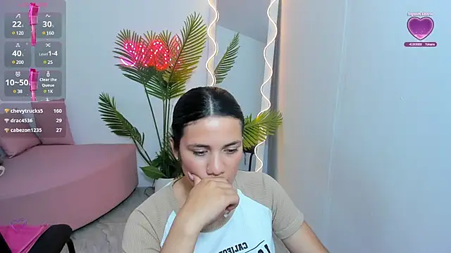 Chiara tay online show from 01/14/25, 02:19