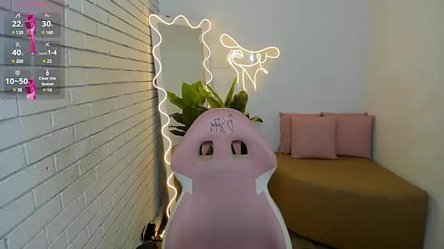 Chiara tay online show from 02/05/25, 07:20