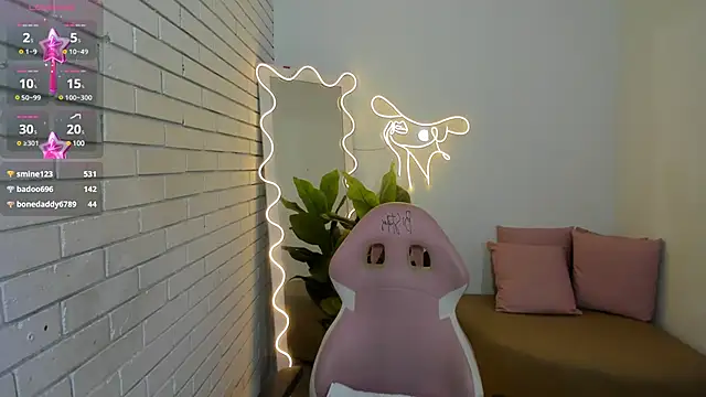 Chiara tay online show from 02/11/25, 01:20