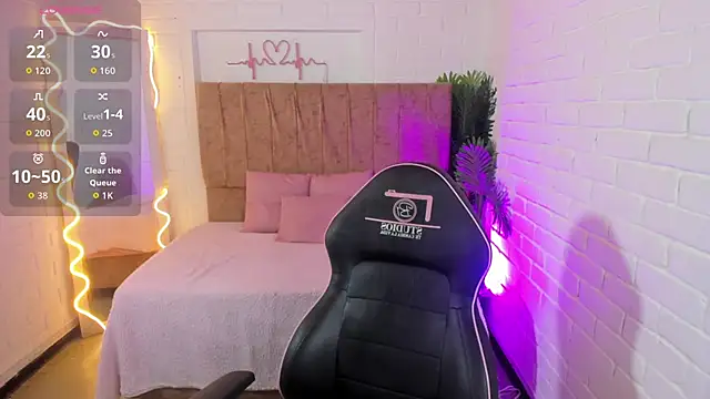 Chiara tay online show from 09/22/25, 07:05