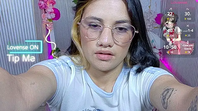 Snapshot of Chiara_tay chatting on 06/03/26, 06:57 Chiara tay online show from 06/03/26, 06:57