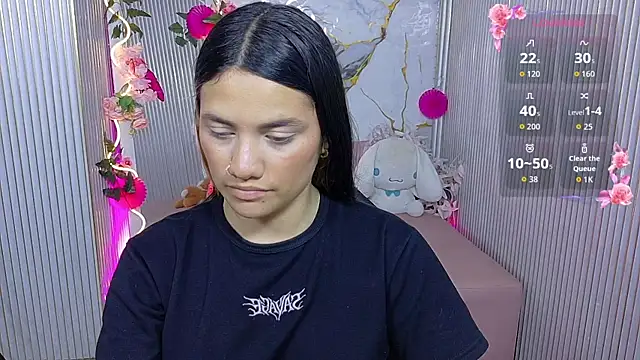 Snapshot of Chiara_tay chatting on 07/02/26, 07:20 Chiara tay online show from 07/02/26, 07:20