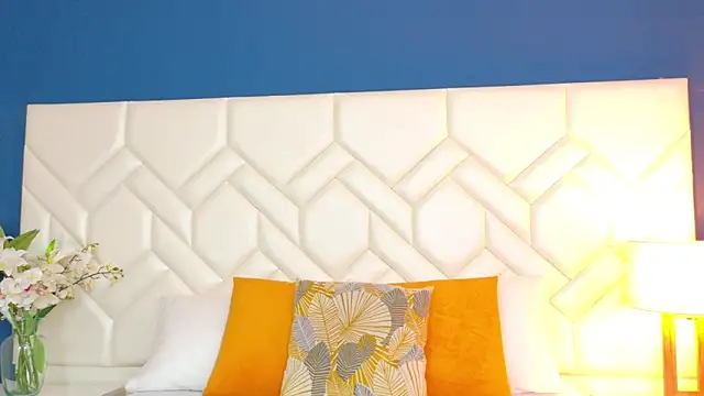 Snapshot of RubyRossel chatting on 11/13/25, 01:10 RubyRossel online show from 11/13/25, 01:10