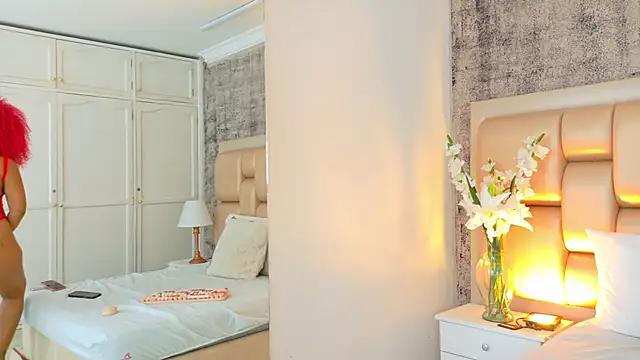 Snapshot of RubyRossel chatting on 11/15/25, 01:07 RubyRossel online show from 11/15/25, 01:07