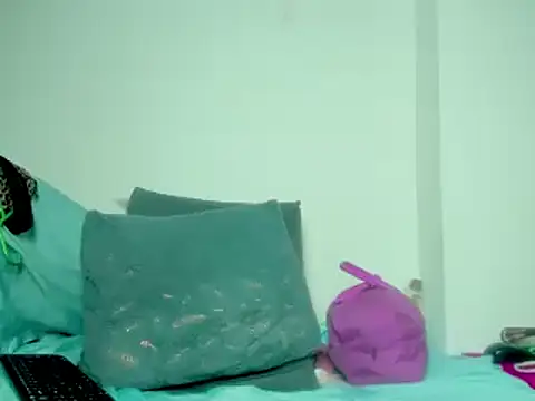 meghanSusexx online show from 11/10/25, 08:08