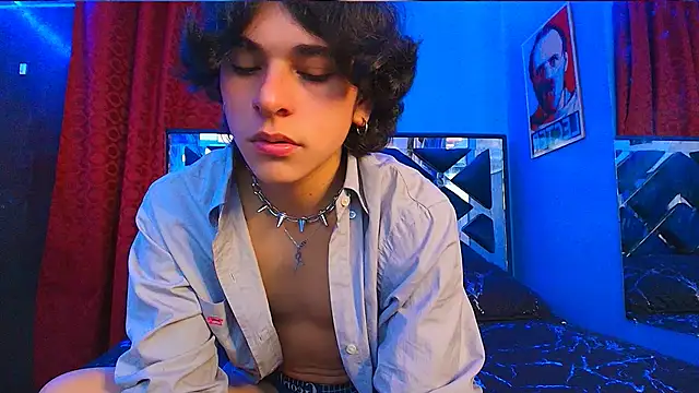 Snapshot of Luke_Howland chatting on 02/05/25, 12:31 Luke Howland online show from 02/05/25, 12:31