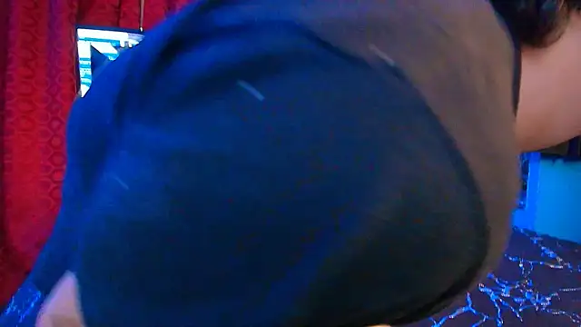 Snapshot of Luke_Howland chatting on 02/12/25, 08:29 Luke Howland online show from 02/12/25, 08:29