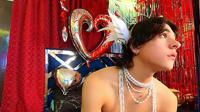 Snapshot of Luke_Howland chatting on 02/14/25, 10:14 Luke Howland online show from 02/14/25, 10:14