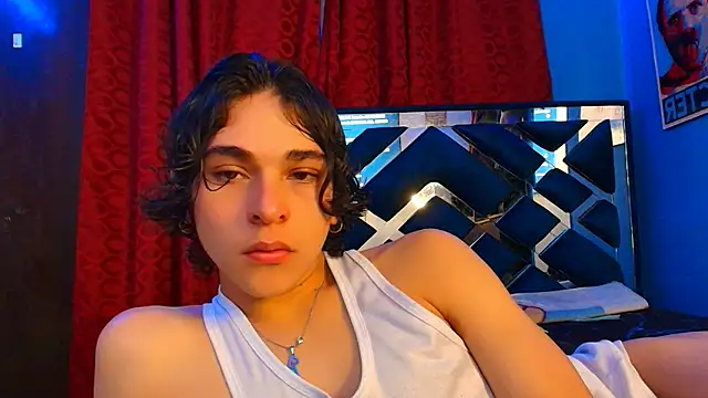 Snapshot of Luke_Howland chatting on 02/24/25, 10:25 Luke Howland online show from 02/24/25, 10:25