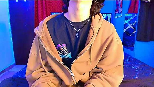 Snapshot of Luke_Howland chatting on 03/11/25, 10:09 Luke Howland online show from 03/11/25, 10:09