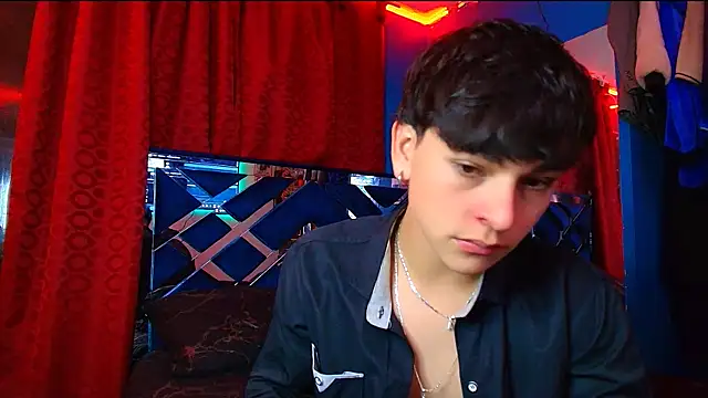 Snapshot of Luke_Howland chatting on 10/02/25, 11:23 Luke Howland online show from 10/02/25, 11:23