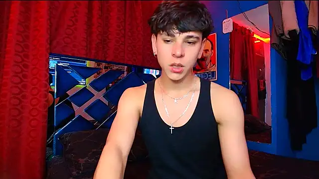 Snapshot of Luke_Howland chatting on 10/07/25, 12:19 Luke Howland online show from 10/07/25, 12:19