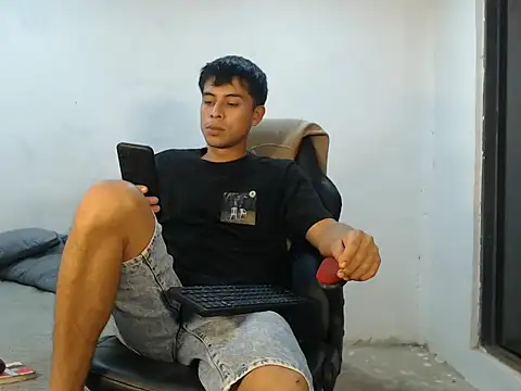 danielitopapuu online show from 10/23/25, 12:32