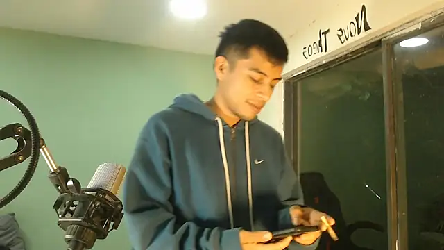 danielitopapuu online show from 02/15/26, 06:21