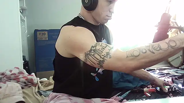 --D-a-D-D-y- online show from 03/22/25, 10:37