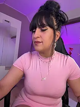 CarolaDrago online show from 03/04/25, 08:13