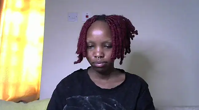 Snapshot of sexxygoldy chatting on 02/10/25, 02:05 sexxygoldy online show from 02/10/25, 02:05