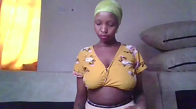 Snapshot of sexxygoldy chatting on 03/22/25, 10:49 sexxygoldy online show from 03/22/25, 10:49