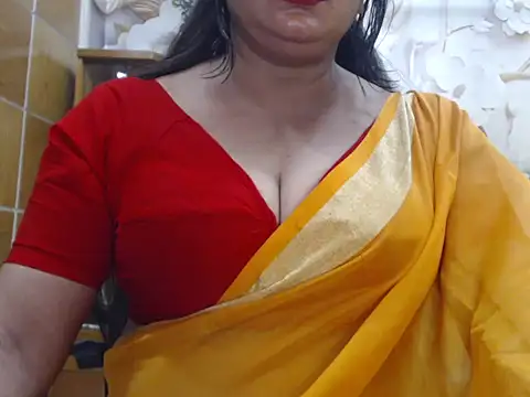 Snapshot of desi-maisa130 chatting on 06/28/26, 05:30 desi-maisa130 online show from 06/28/26, 05:30