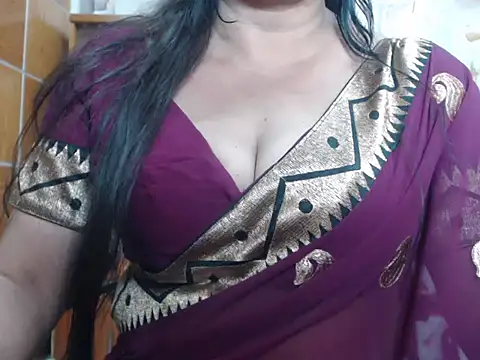 Snapshot of desi-maisa130 chatting on 07/18/26, 04:22 desi-maisa130 online show from 07/18/26, 04:22
