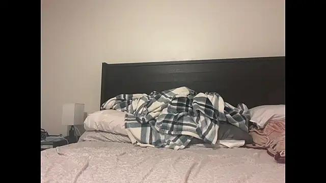 QueenLolaX online show from 10/17/25, 03:10