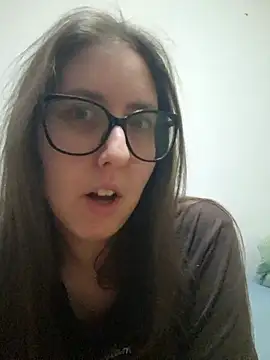 Snapshot of Sarah459 chatting on 05/25/26, 09:43 Sarah459 online show from 05/25/26, 09:43