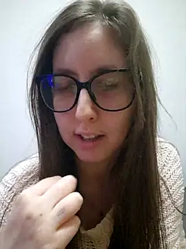 Snapshot of Sarah459 chatting on 06/12/26, 12:31 Sarah459 online show from 06/12/26, 12:31