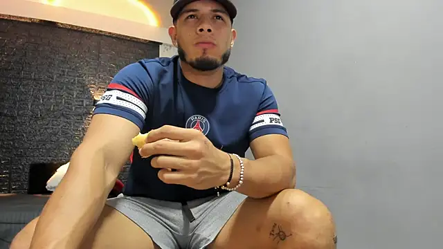 taurus boy1 online show from 11/05/25, 11:05