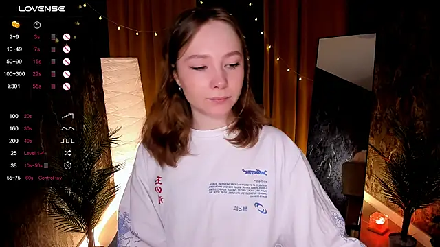 LanaBlu  online show from 11/16/25, 06:19