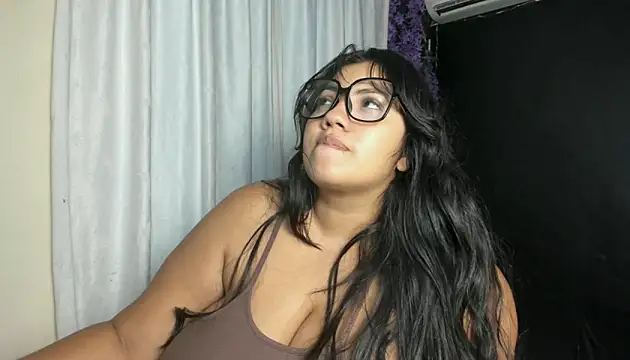 AvrilRizoX online show from 05/03/26, 10:16