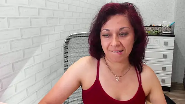 Snapshot of TeasyLana chatting on 10/14/25, 02:07 TeasyLana online show from 10/14/25, 02:07