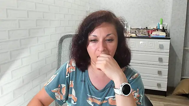 Snapshot of TeasyLana chatting on 06/11/26, 08:51 TeasyLana online show from 06/11/26, 08:51