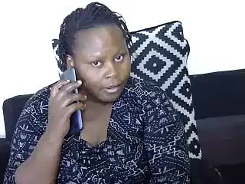 Pretty lilly02 online show from 03/17/25, 07:15