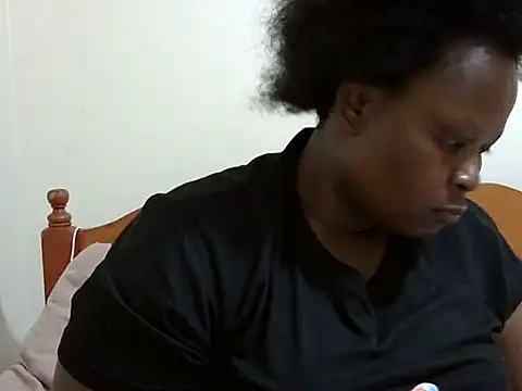 Pretty lilly02 online show from 09/18/25, 07:49