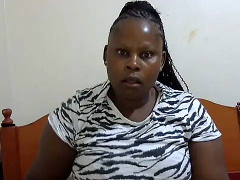 Pretty lilly02 online show from 10/26/25, 04:18