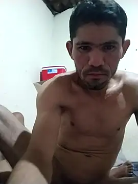 Snapshot of Casaltesao1 chatting on 03/14/25, 01:37 Casaltesao1 online show from 03/14/25, 01:37