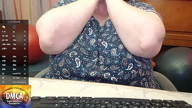 RoseRed69 online show from 02/18/25, 04:48