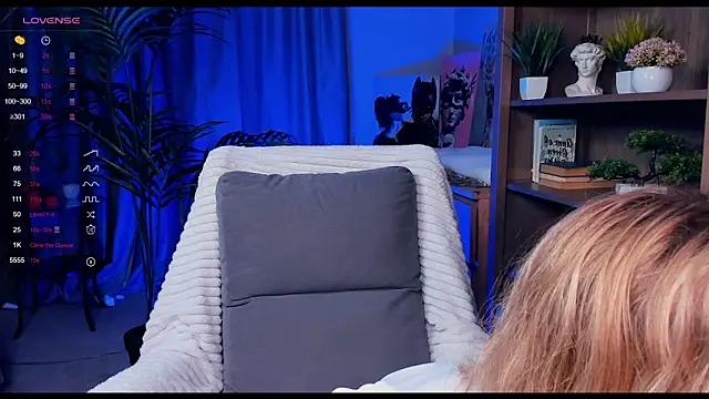 Snapshot of PollyHathor chatting on 01/14/25, 09:30 PollyHathor online show from 01/14/25, 09:30
