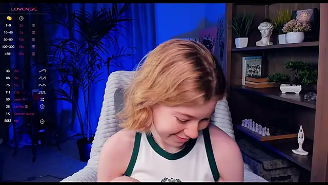 Snapshot of PollyHathor chatting on 01/18/25, 09:24 PollyHathor online show from 01/18/25, 09:24