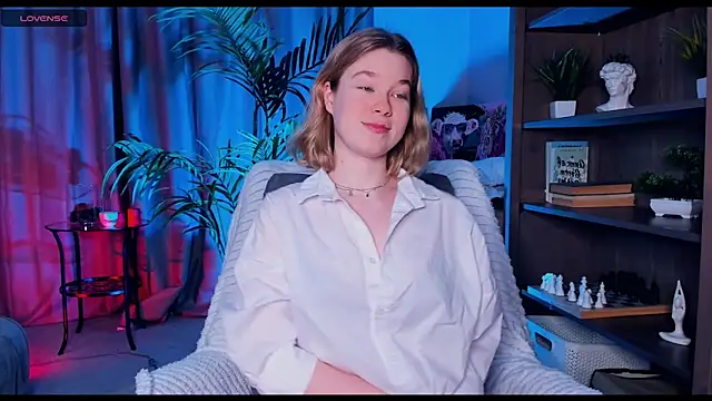 Snapshot of PollyHathor chatting on 03/21/25, 01:34 PollyHathor online show from 03/21/25, 01:34