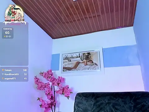 Snapshot of caro_sweett chatting on 12/28/24, 11:05 caro sweett online show from 12/28/24, 11:05