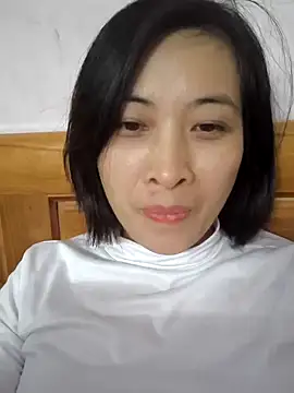 Snapshot of Sweets24 chatting on 01/02/25, 02:54 Sweets24 online show from 01/02/25, 02:54