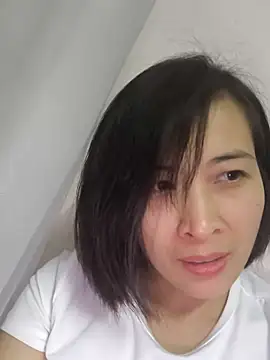 Snapshot of Sweets24 chatting on 03/02/25, 12:54 Sweets24 online show from 03/02/25, 12:54